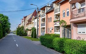 Bella Apartments No1